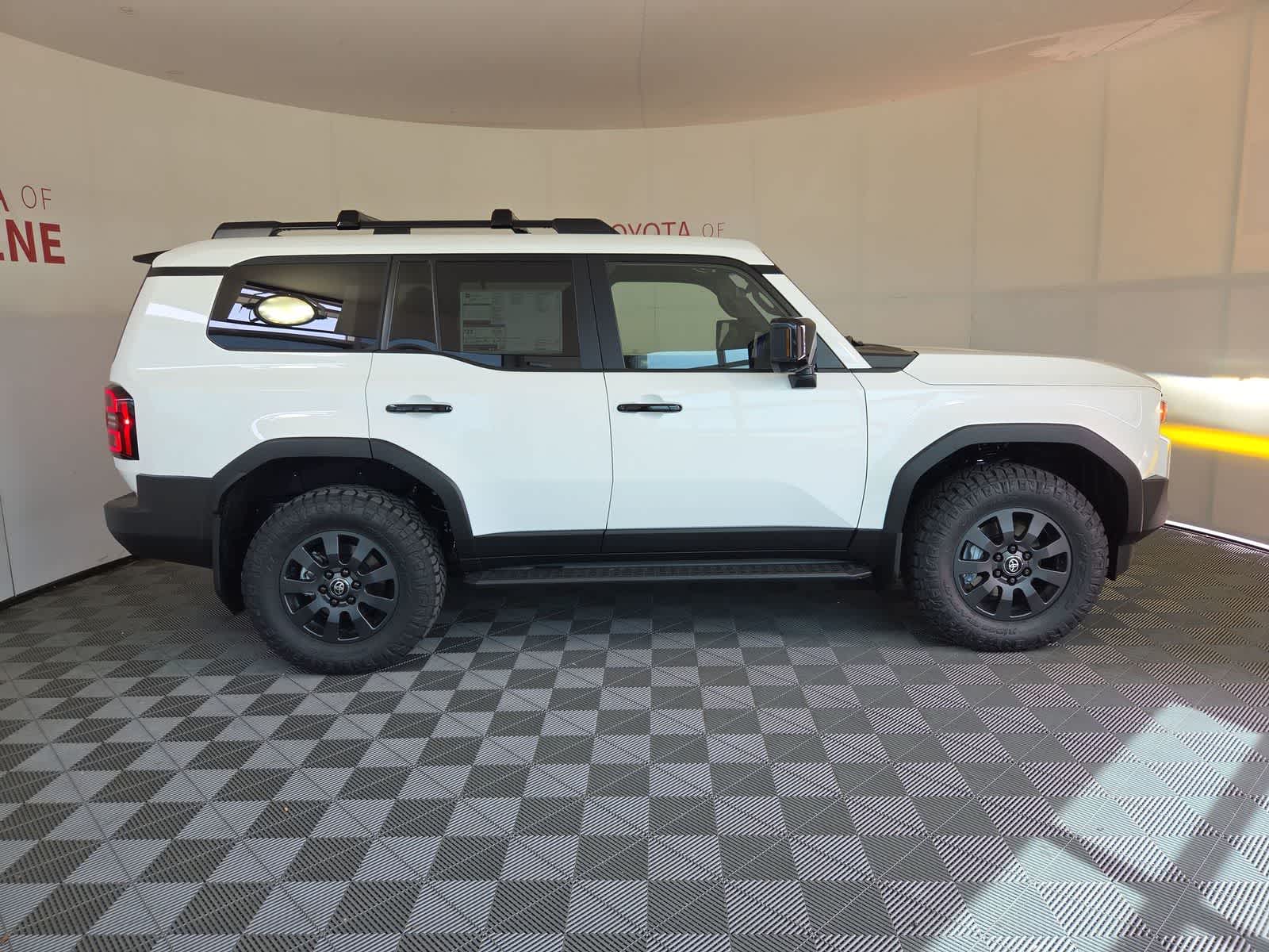 2027 Toyota Land Cruiser 4WD (Natl)