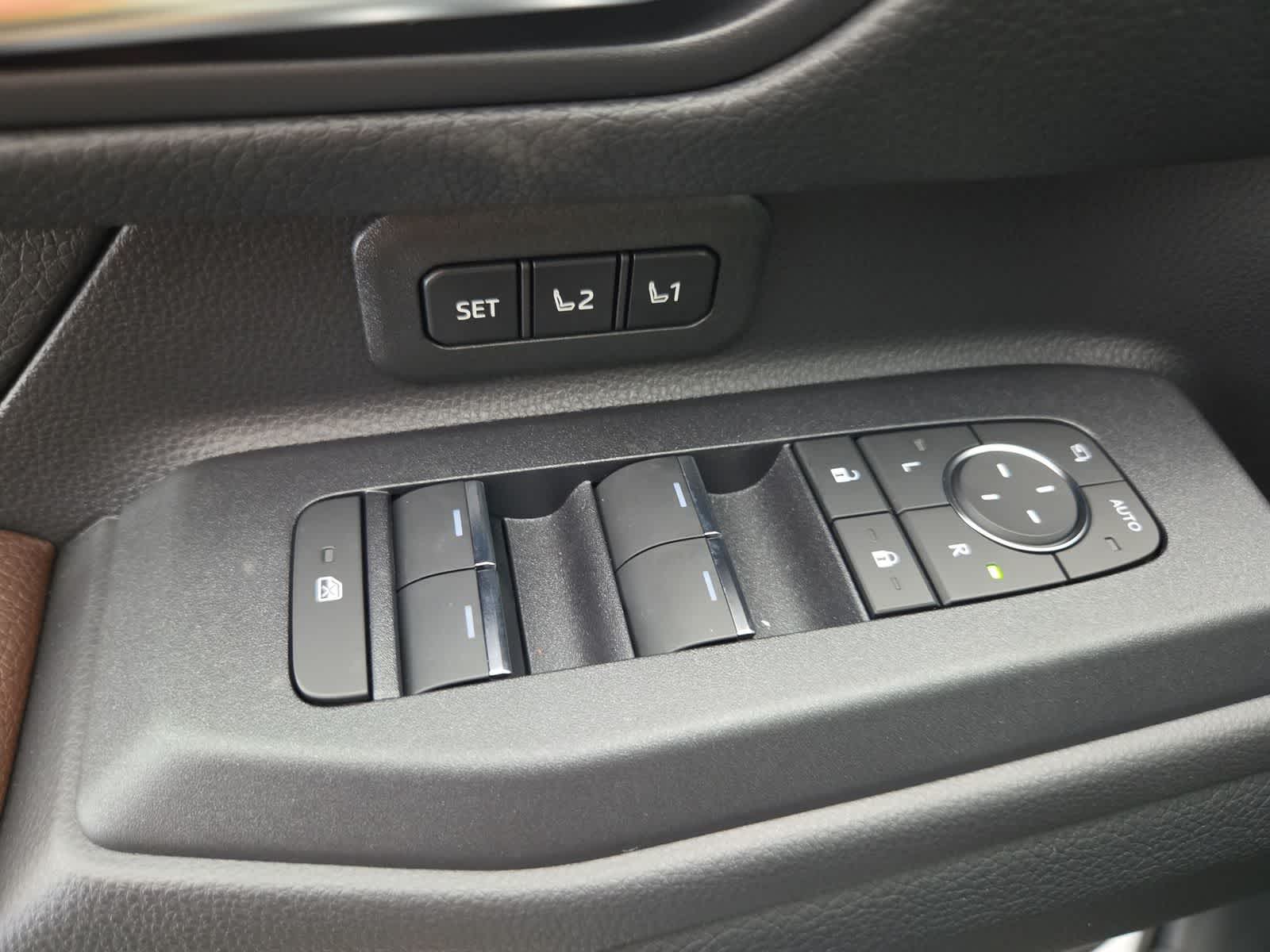 2027 Toyota Land Cruiser 4WD (Natl)