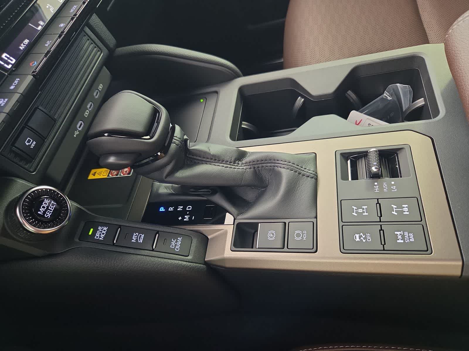 2027 Toyota Land Cruiser 4WD (Natl)