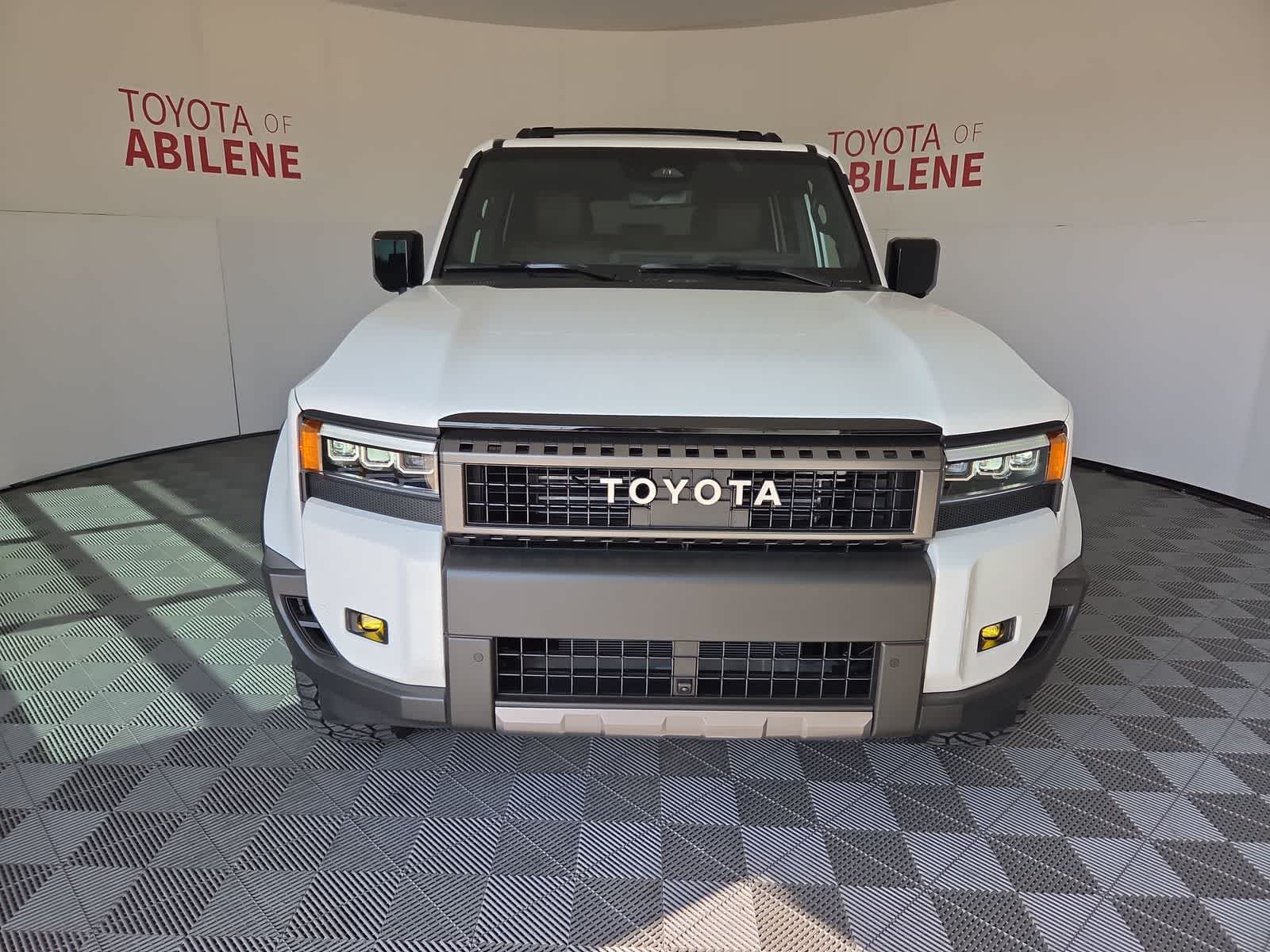 2027 Toyota Land Cruiser 4WD (Natl)