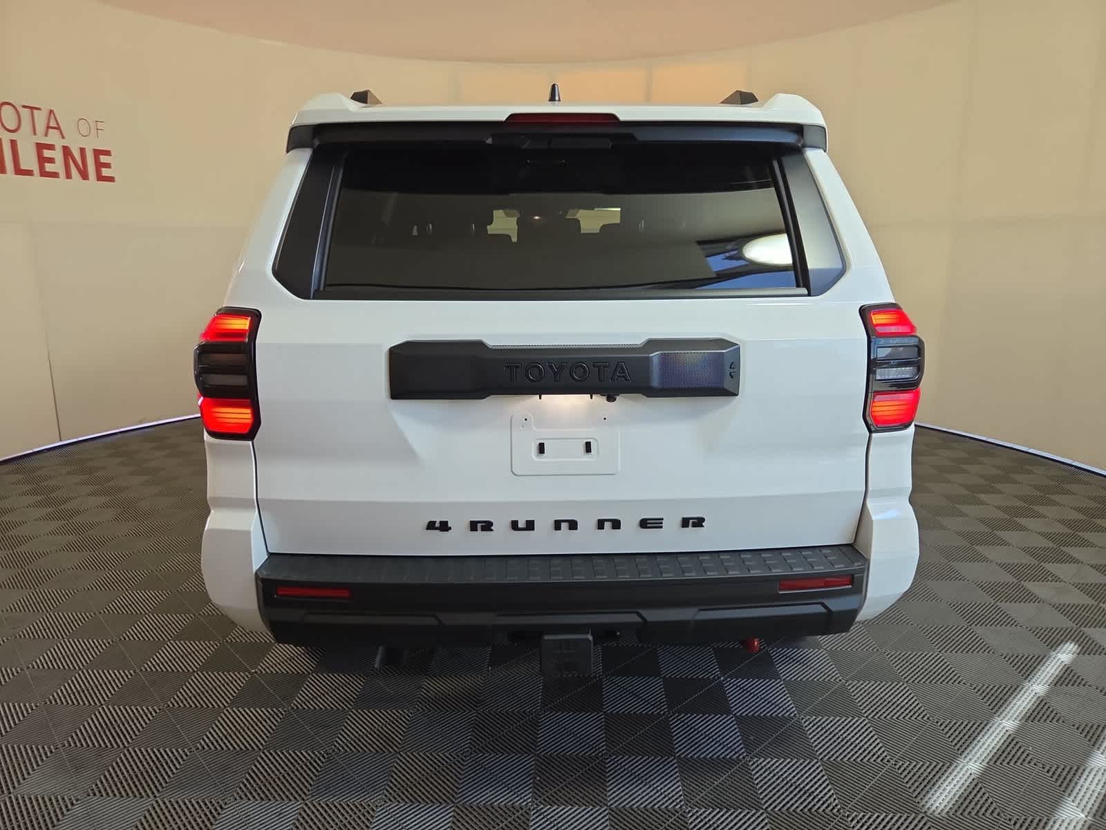 2026 Toyota 4Runner SR5