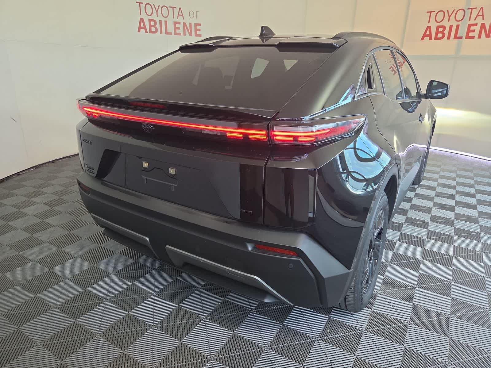 2026 Toyota C-HR SE