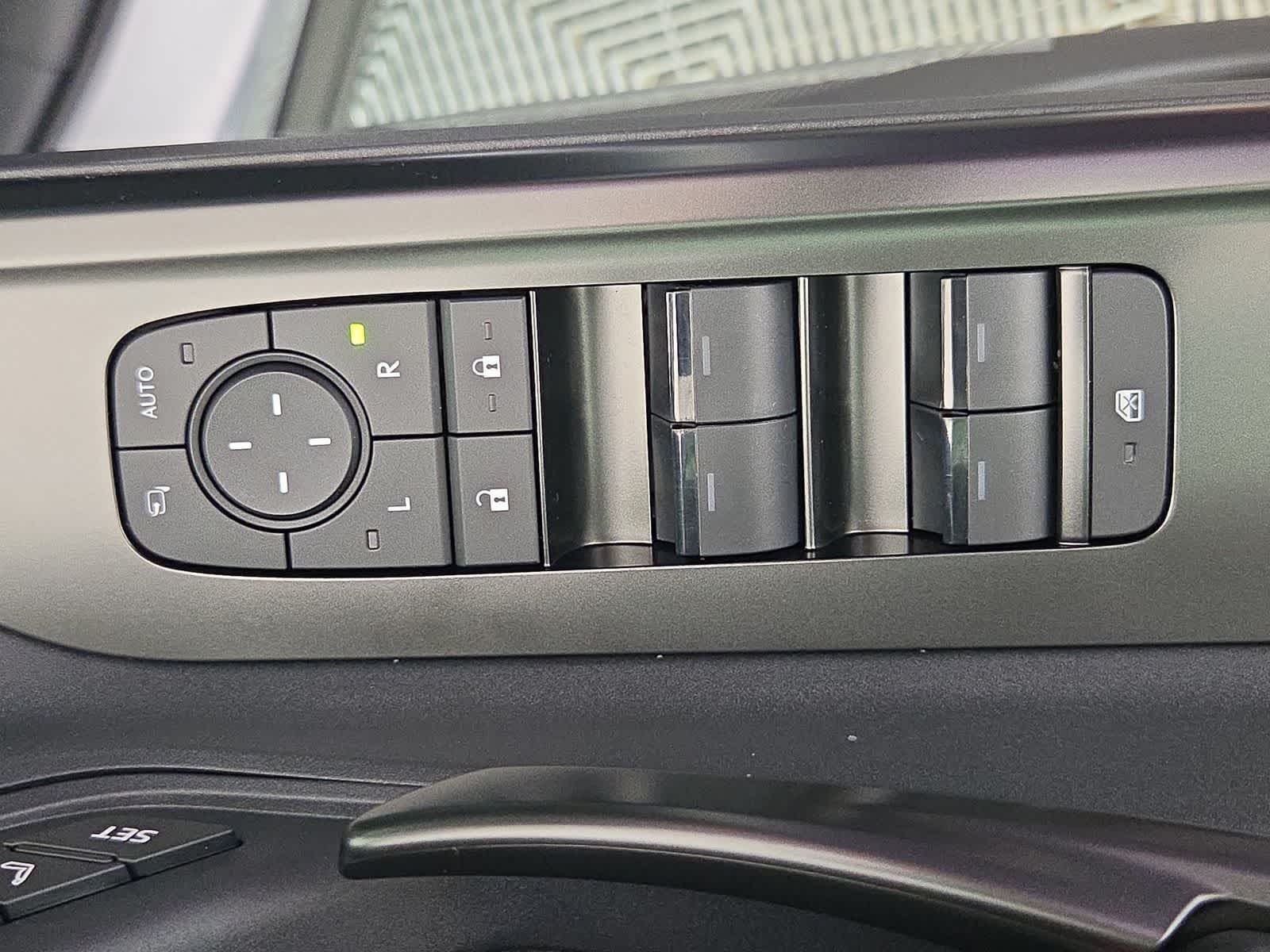 2026 Toyota bZ Woodland Premium